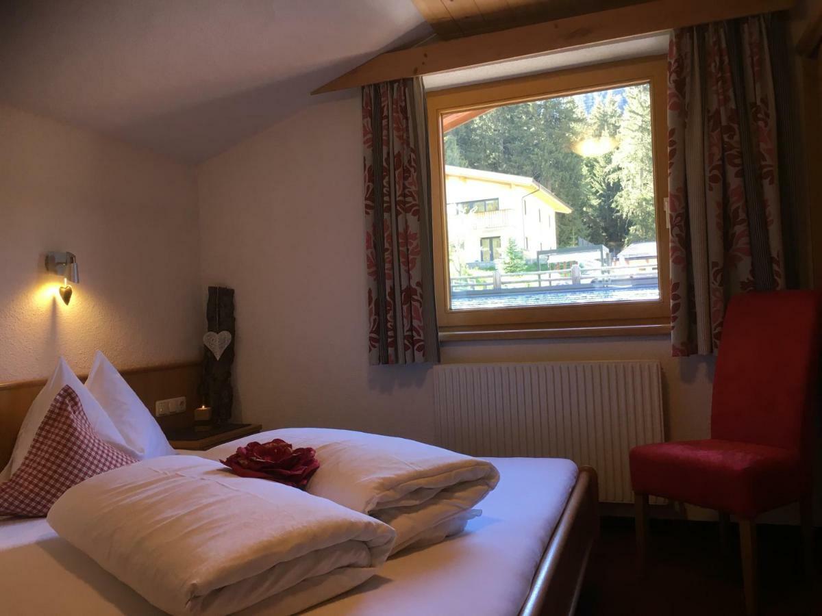 Haus Wildebene Appartement Sankt Anton am Arlberg Buitenkant foto